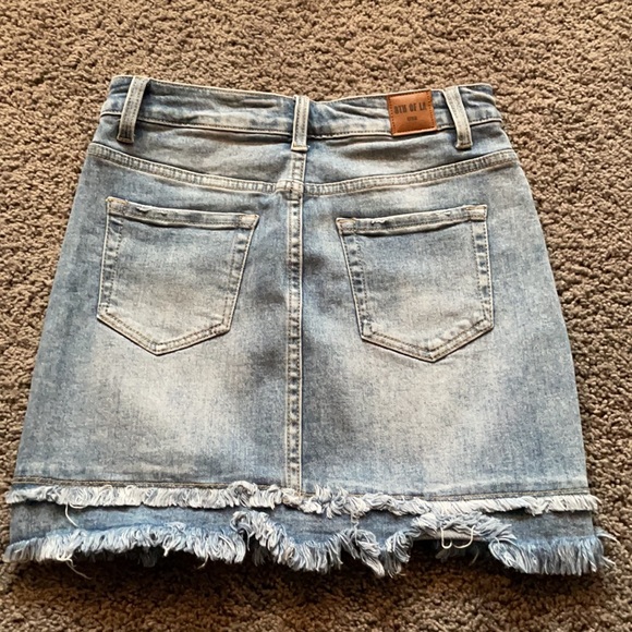 Jean Skirt - Picture 2 of 2